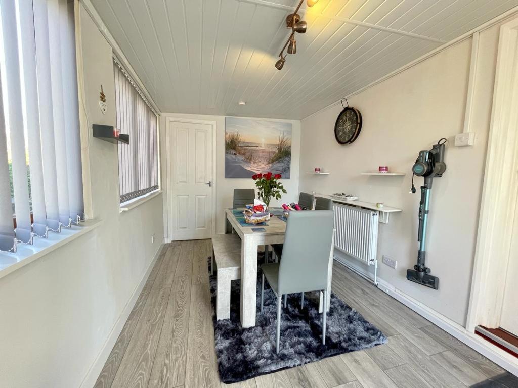 Blakes Beach House Humberston Fitties ภายนอก รูปภาพ